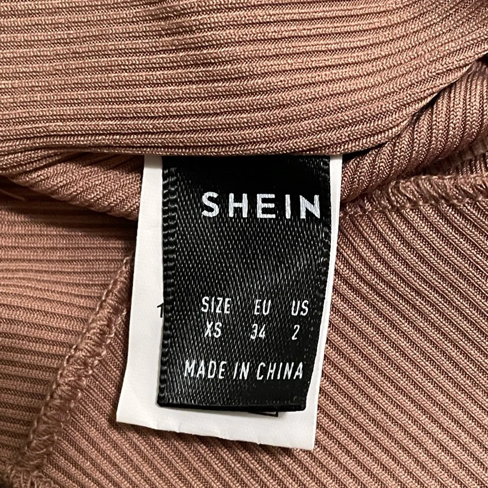 Multicolor Cropped Tank - Picture 3 of 3